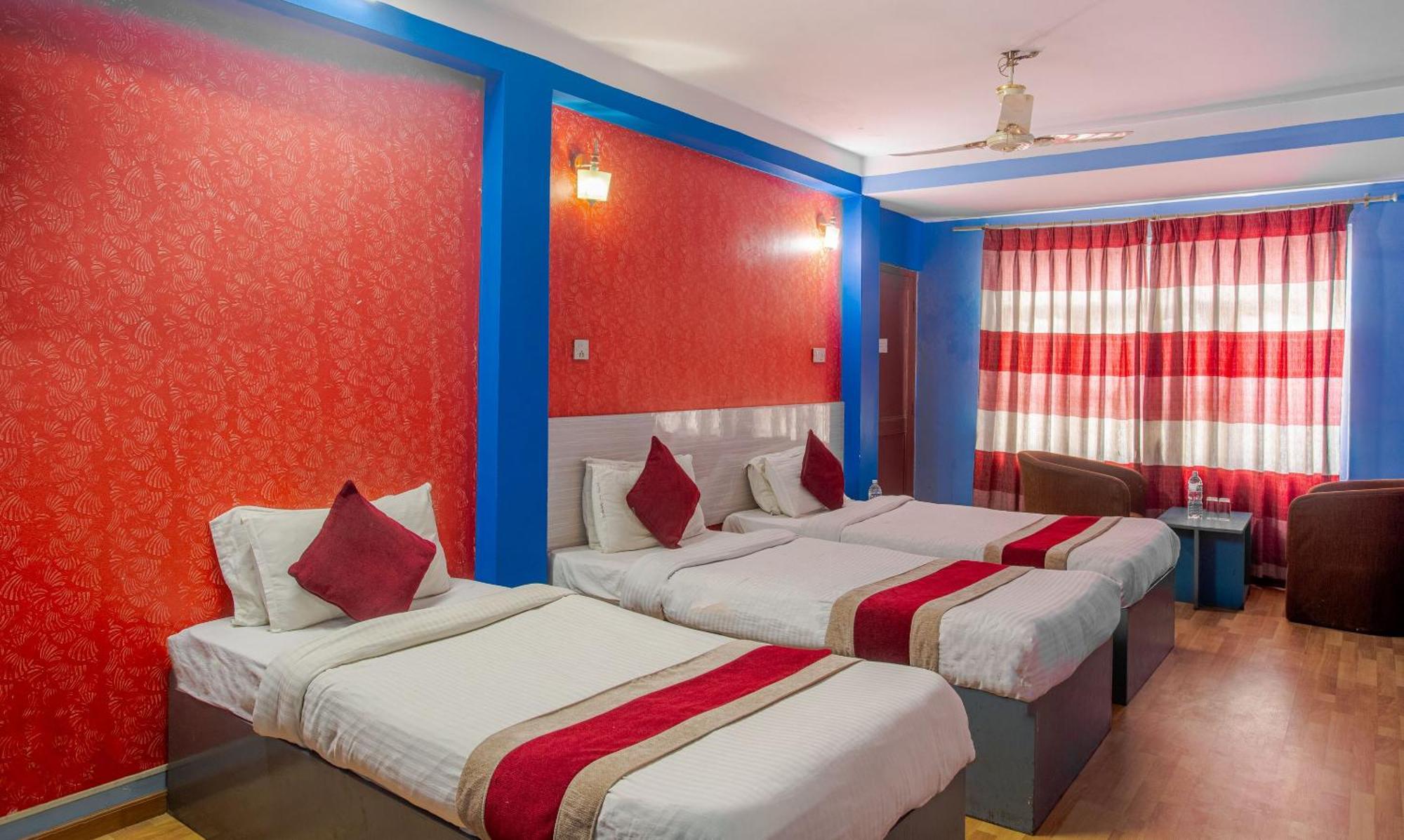 Oyo 808 Hotel Om Ganapati Pvt Ltd Катманду Екстер'єр фото
